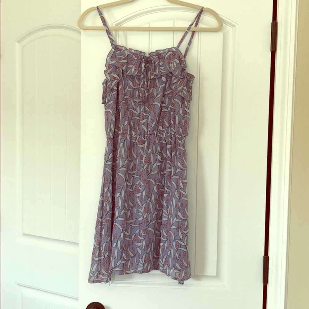 Lilac dress with leave pattern